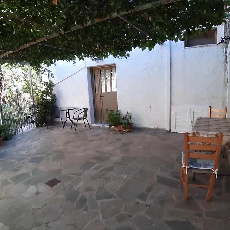 Apartment Micro Kardhamili